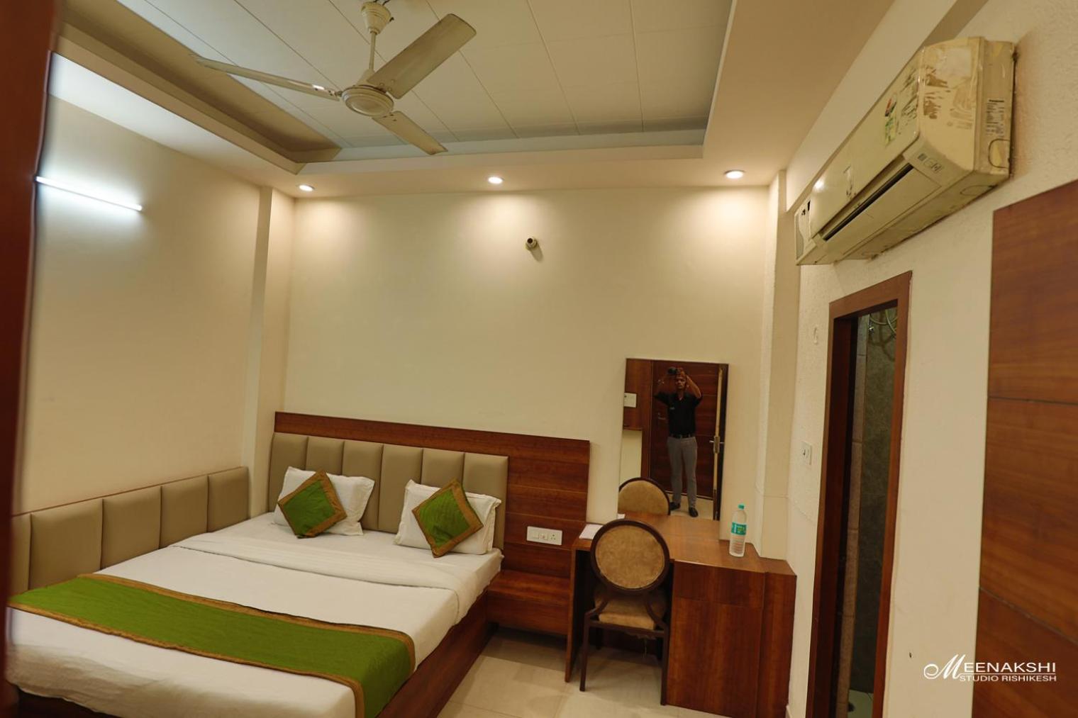 Roorkee Hotel Haridev מראה חיצוני תמונה